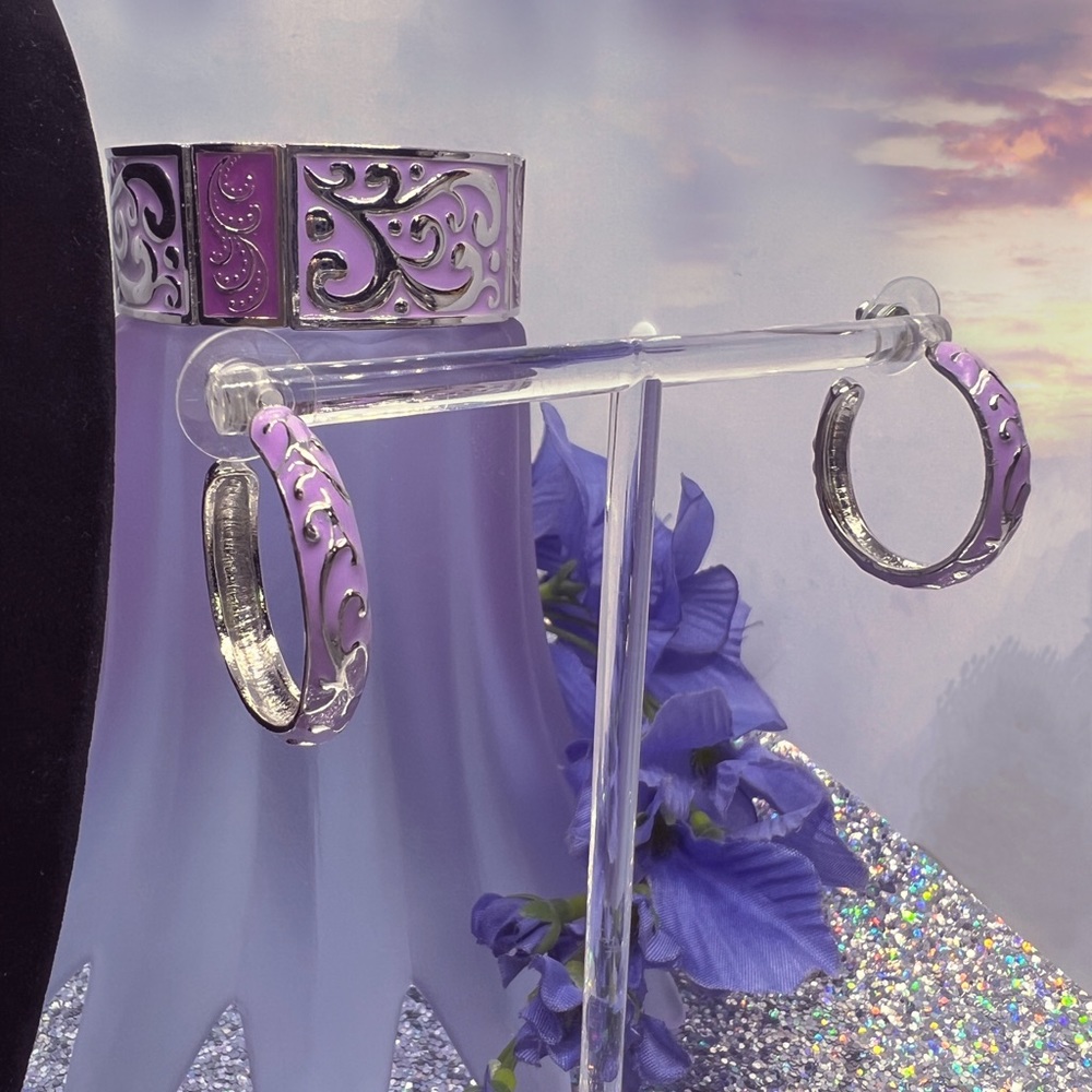 Silver-tone Lavender Enameled Slider Pendant ~ Stretch Panel Bracelet & Earrings - Picture 8 of 8
